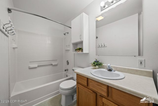 2113 W 47th Avenue, Anchorage, AK 99517