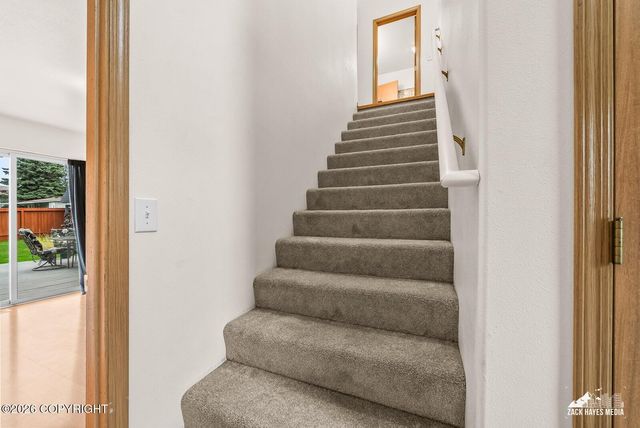 2113 W 47th Avenue, Anchorage, AK 99517