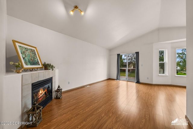 2113 W 47th Avenue, Anchorage, AK 99517