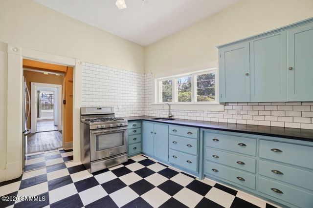 733 N Reymond, Las Cruces, NM 88005