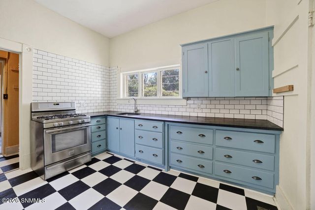 733 N Reymond, Las Cruces, NM 88005