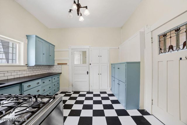 733 N Reymond, Las Cruces, NM 88005