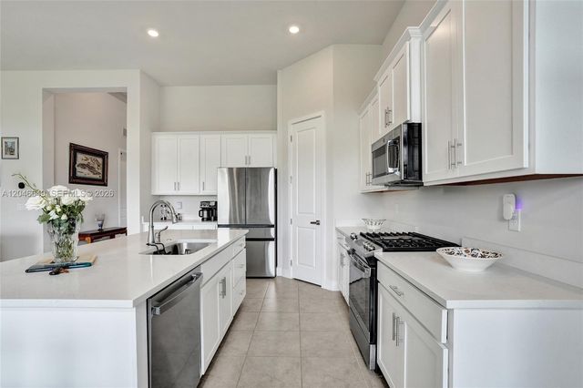8147 Juniper Drive, Parkland, FL 33067