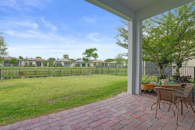 8147 Juniper Drive, Parkland, FL 33067