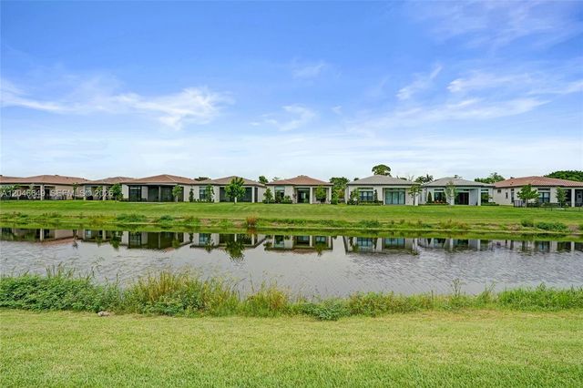8147 Juniper Drive, Parkland, FL 33067