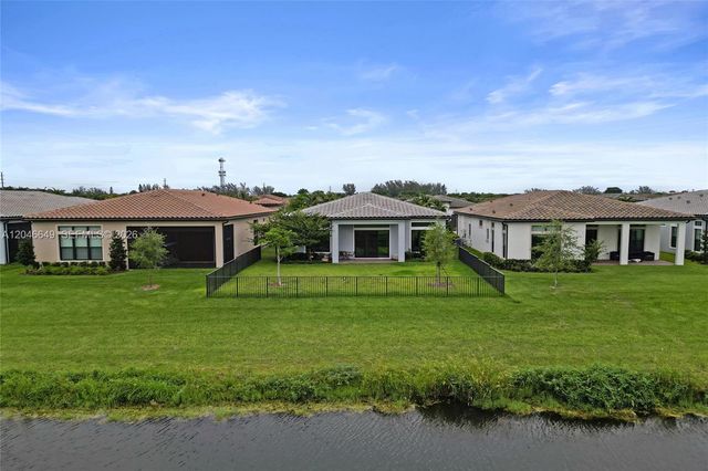 8147 Juniper Drive, Parkland, FL 33067