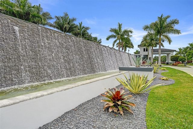 8147 Juniper Drive, Parkland, FL 33067