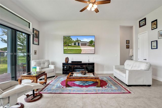 8147 Juniper Drive, Parkland, FL 33067
