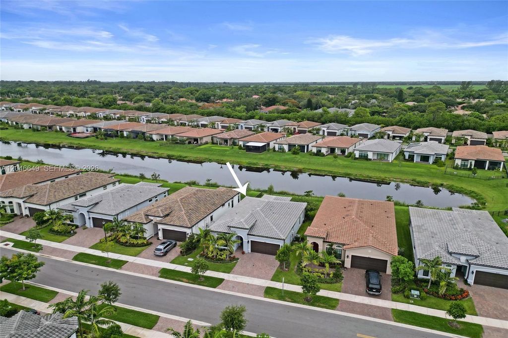 8147 Juniper Drive, Parkland, FL 33067