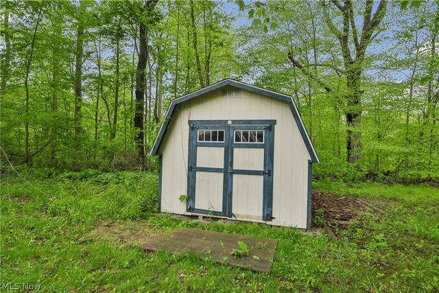 3315 Hidden Brook Drive, Ravenna, OH 44266