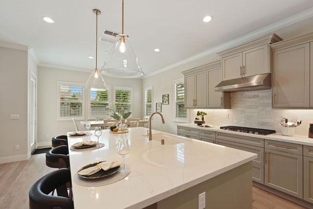 3057 Carrousel St, Lodi, CA 95242