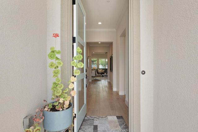 3057 Carrousel St, Lodi, CA 95242