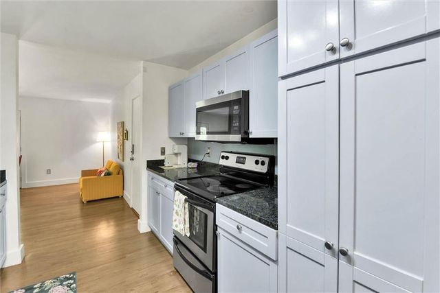 2023 Oakview Road SE 222, Atlanta, GA 30317