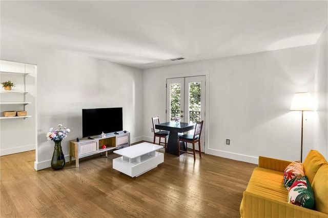 2023 Oakview Road SE 222, Atlanta, GA 30317