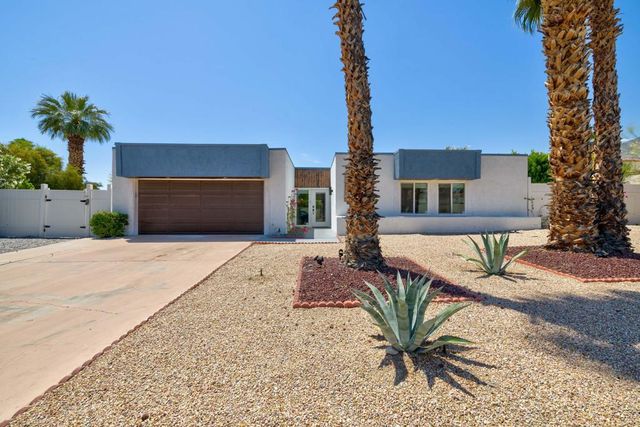 1433 E Caleta Way, Palm Springs, CA 92262