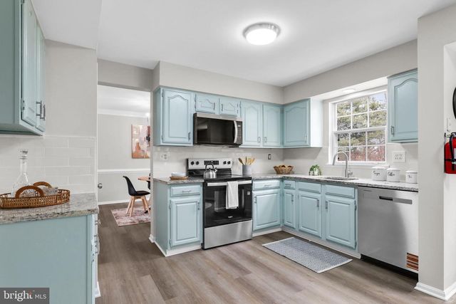 26 GREYSTONE LN, Sicklerville, NJ 08081