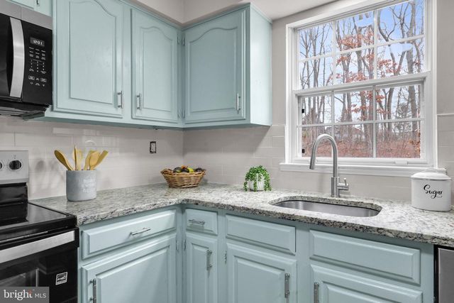 26 GREYSTONE LN, Sicklerville, NJ 08081