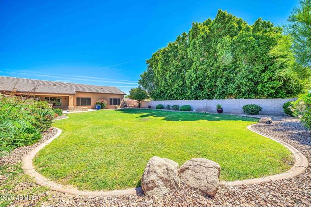8039 W BRIDEN Lane, Peoria, AZ 85383