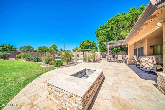 8039 W BRIDEN Lane, Peoria, AZ 85383