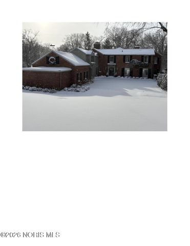 4309 Brookside Road, Ottawa Hills, OH 43615