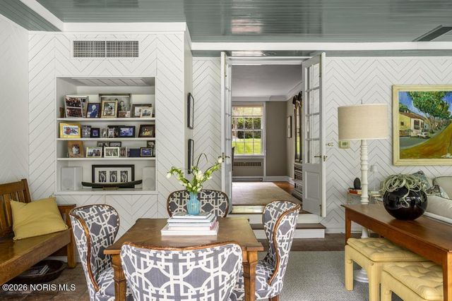 4309 Brookside Road, Ottawa Hills, OH 43615