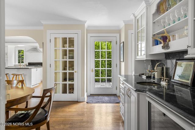 4309 Brookside Road, Ottawa Hills, OH 43615