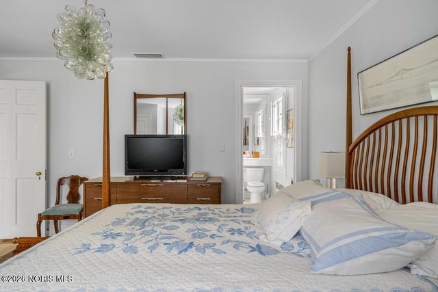 4309 Brookside Road, Ottawa Hills, OH 43615