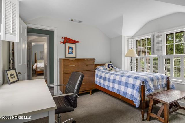 4309 Brookside Road, Ottawa Hills, OH 43615