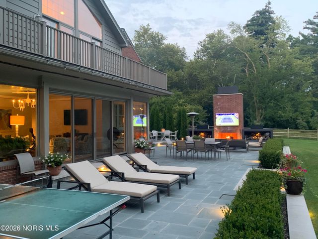 4309 Brookside Road, Ottawa Hills, OH 43615