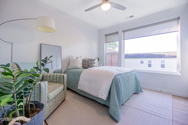 1102 Castle Street 202, Wilmington, NC 28401