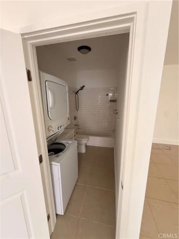 5509 Crebs Avenue, Tarzana, CA 91356