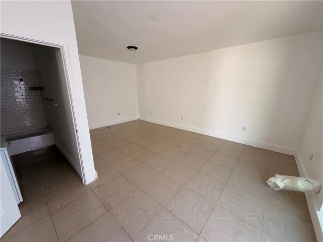 5509 Crebs Avenue, Tarzana, CA 91356
