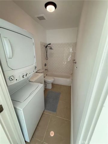 5509 Crebs Avenue, Tarzana, CA 91356