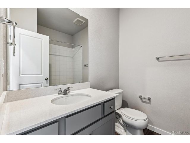 14476 Heritage Dr, Mead, CO 80504