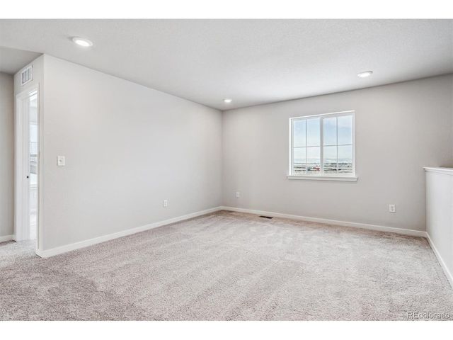 14476 Heritage Dr, Mead, CO 80504