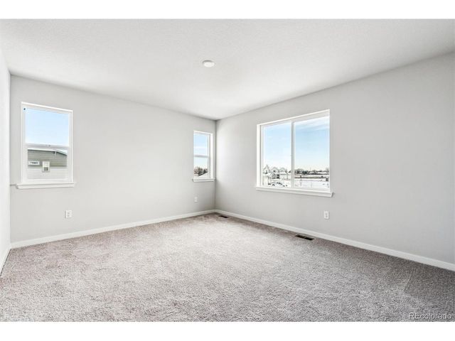 14476 Heritage Dr, Mead, CO 80504