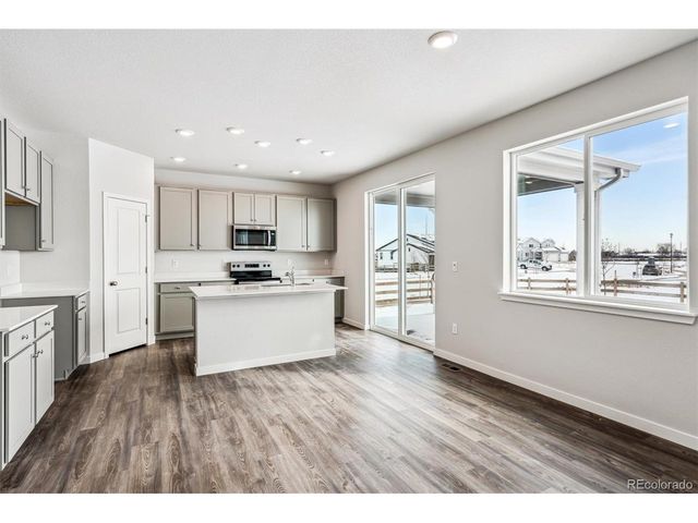 14476 Heritage Dr, Mead, CO 80504