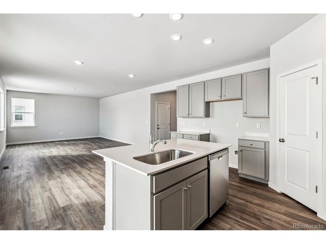 14476 Heritage Dr, Mead, CO 80504