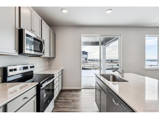 14476 Heritage Dr, Mead, CO 80504