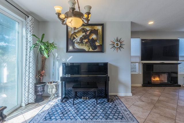 1099 Twin Creeks Drive, Salinas, CA 93905