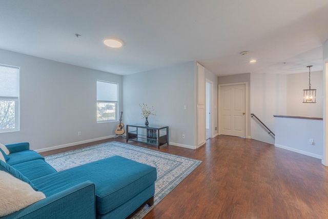 1099 Twin Creeks Drive, Salinas, CA 93905