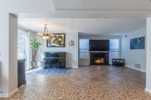 1099 Twin Creeks Drive, Salinas, CA 93905