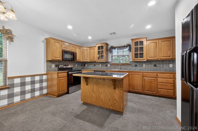 7820 N 161st East Court, Owasso, OK 74055