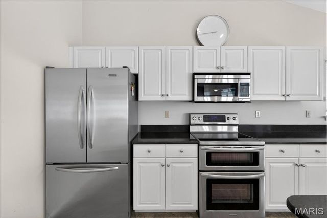 2961 Championship Boulevard, Oakville, MO 63129