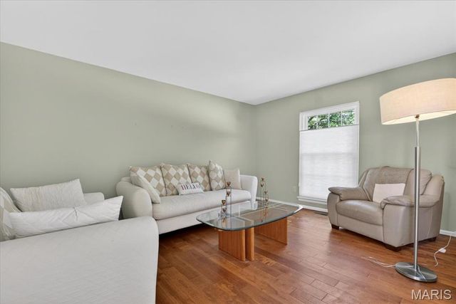 2961 Championship Boulevard, Oakville, MO 63129