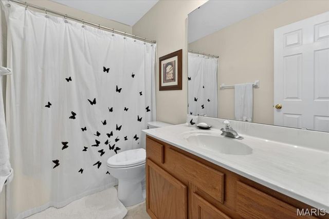 2961 Championship Boulevard, Oakville, MO 63129