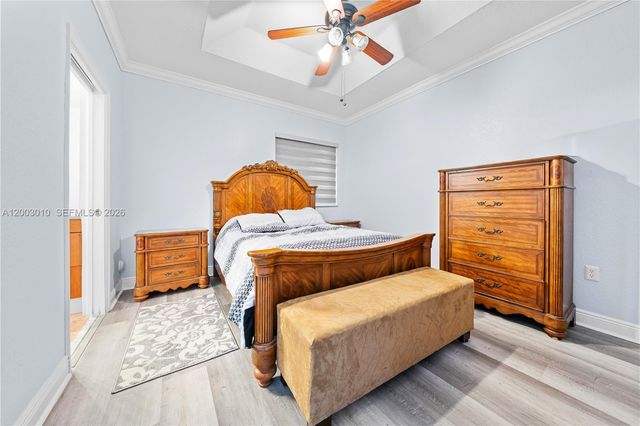 7452 NW 178th St, Hialeah, FL 33015