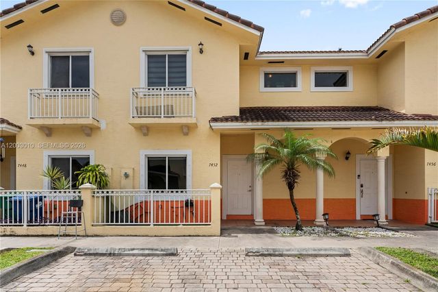 7452 NW 178th St, Hialeah, FL 33015