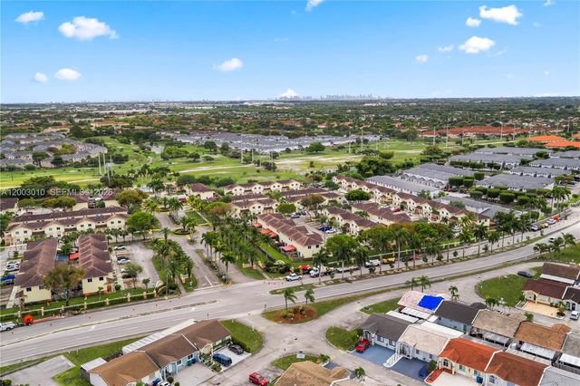 7452 NW 178th St, Hialeah, FL 33015