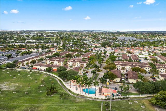 7452 NW 178th St, Hialeah, FL 33015